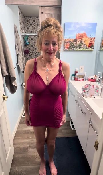 Stepmom catches me spying and strips for me