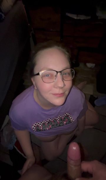 Mommy sucks my cock and takes a load to her face