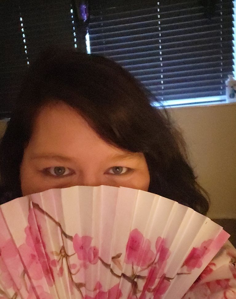 Roses fan play