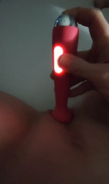 Pussy playing