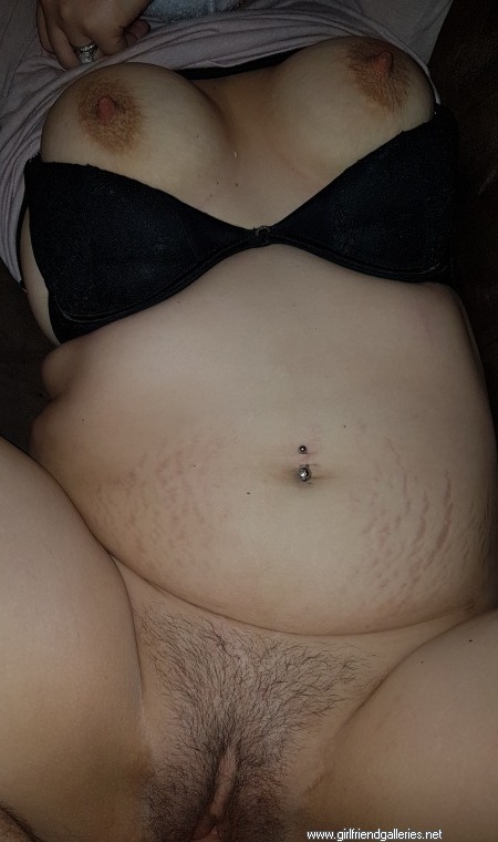 Wifey titties n curves